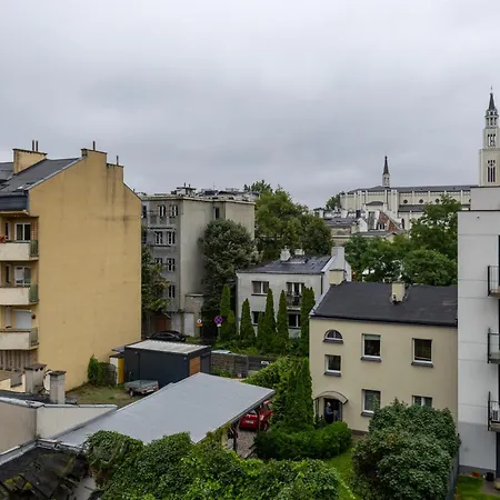 Praga - 45m2, French Balcony - By Rentujemy * Varsovia